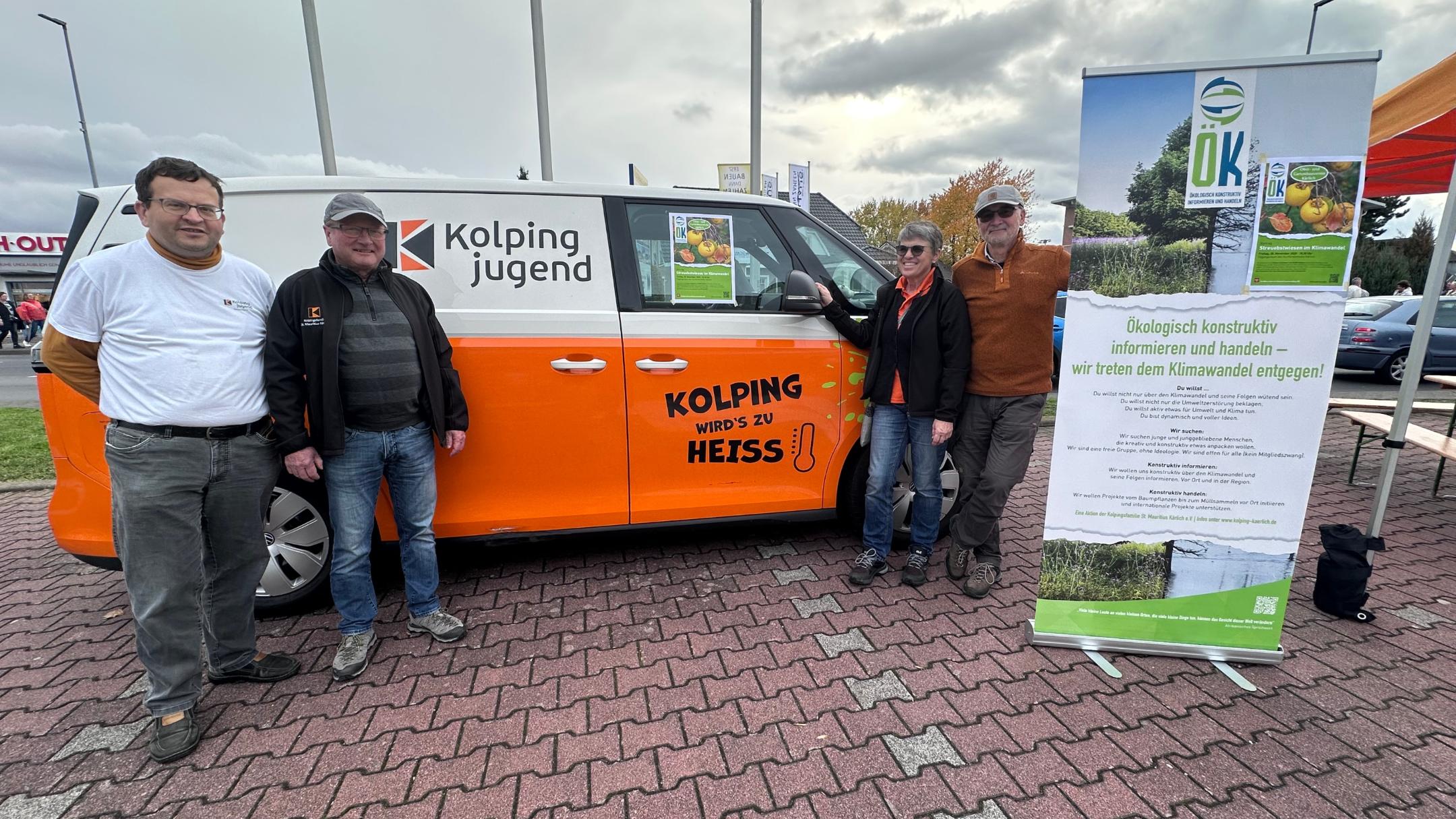 Das Klimamobil mit vier aktiven in Mühlheim-Kärlich