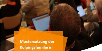 Im Hintergrund ein Bild der Bundeshauptversammlung, Menschen stimmen ab, im Vordergrund der Titel